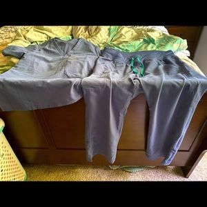 Fig Scrubs Big Sky Set